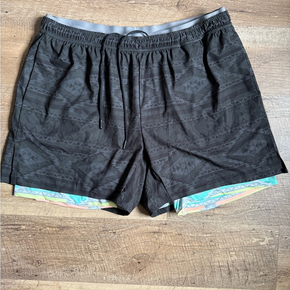Chubbies Aztec Print Shorts XXL 4” inseam